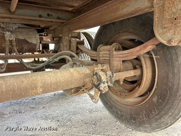 image for item ET6971 2006 Wabash Wabash National Corporation dry van trailer