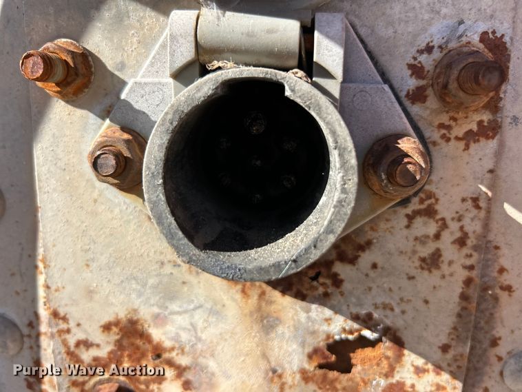 image for item ET6973 2006 Wabash dry van trailer