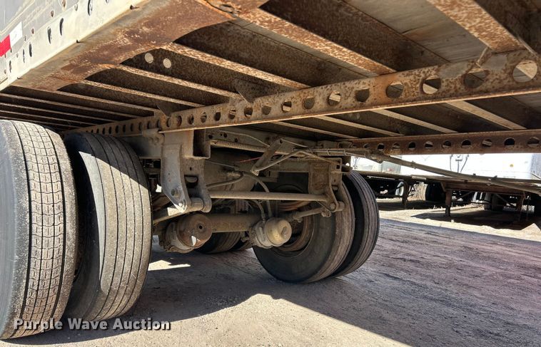 image for item ET6973 2006 Wabash dry van trailer