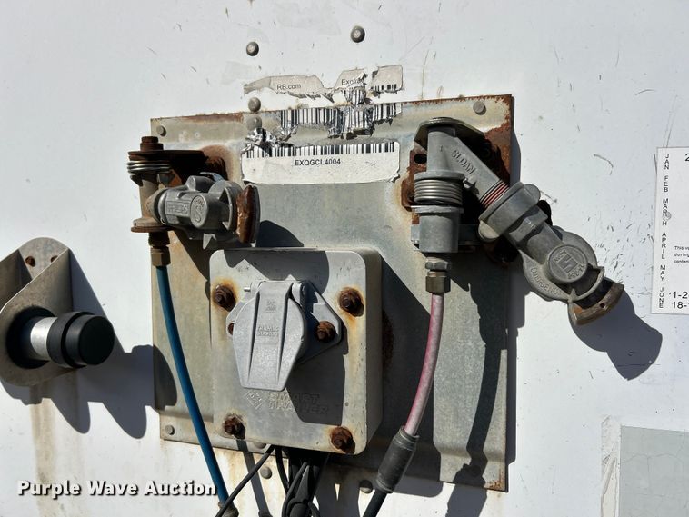 image for item ET6974 2005 Wabash dry van trailer