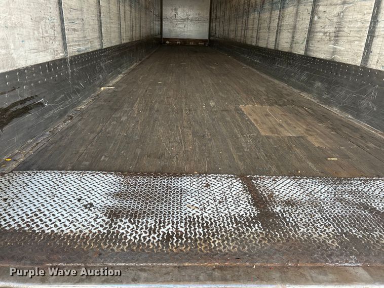 image for item ET6974 2005 Wabash dry van trailer