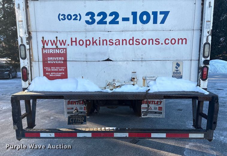 image for item ET8651 2008 Hino 268 box truck