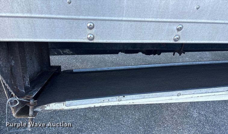 image for item ET8651 2008 Hino 268 box truck