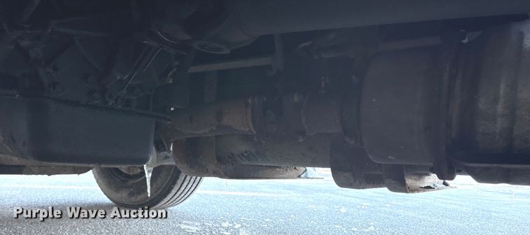 image for item ET8651 2008 Hino 268 box truck