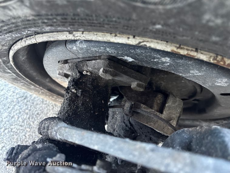 image for item ET8651 2008 Hino 268 box truck