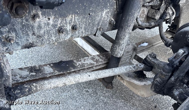 image for item ET8651 2008 Hino 268 box truck