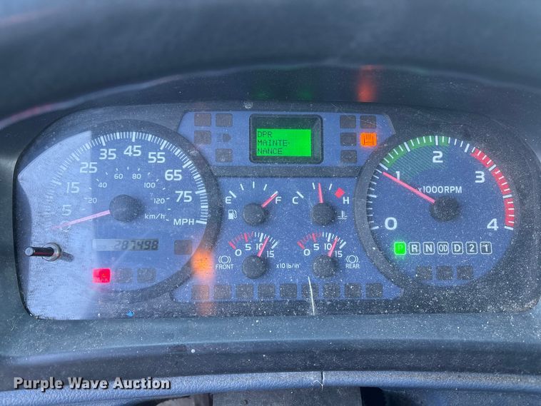 image for item ET8651 2008 Hino 268 box truck