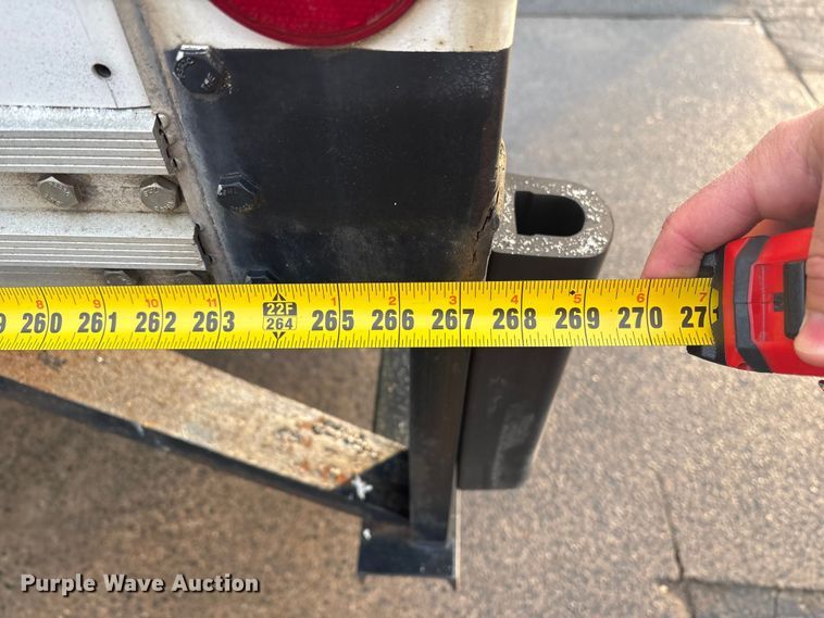 image for item ET8653 2007 International 7400 box truck