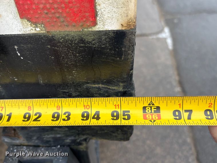 image for item ET8653 2007 International 7400 box truck