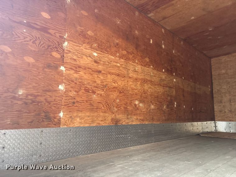 image for item ET8653 2007 International 7400 box truck