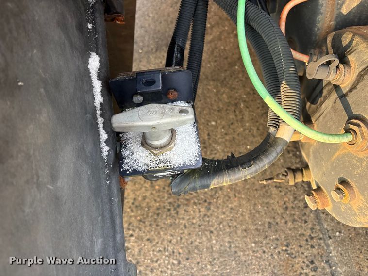 image for item ET8653 2007 International 7400 box truck