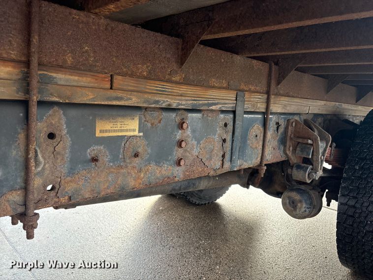 image for item ET8653 2007 International 7400 box truck