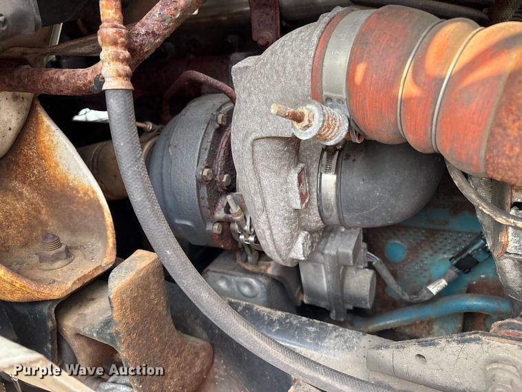 image for item ET8653 2007 International 7400 box truck