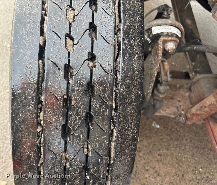 image for item ET8653 2007 International 7400 box truck