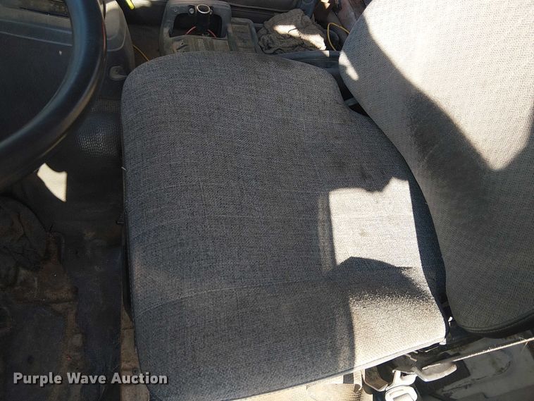 image for item EU2631 2004 GMC T-series street sweeper truck