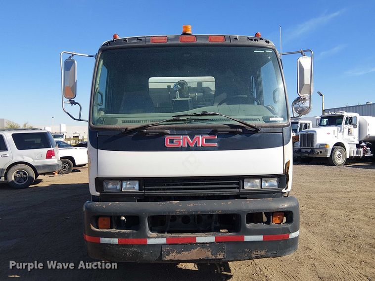image for item EU2632 2004 GMC T-series street sweeper truck