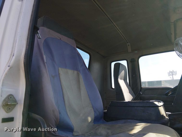 image for item EU2632 2004 GMC T-series street sweeper truck