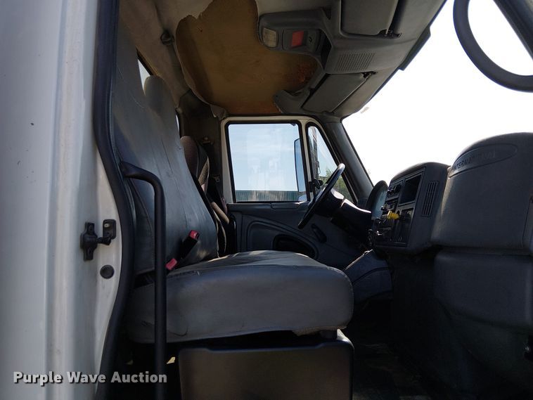 image for item EU2636 2007 International MA025 tank truck