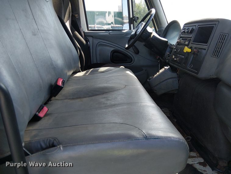 image for item EU2636 2007 International MA025 tank truck