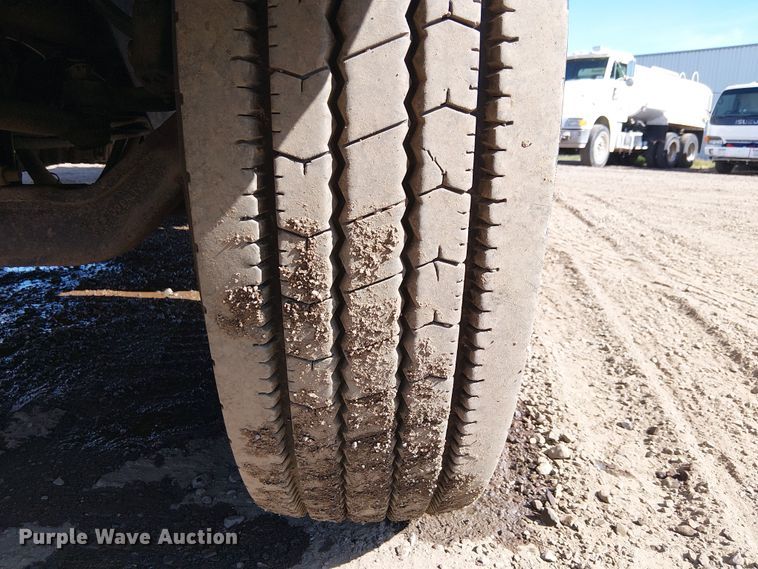 image for item EU2636 2007 International MA025 tank truck