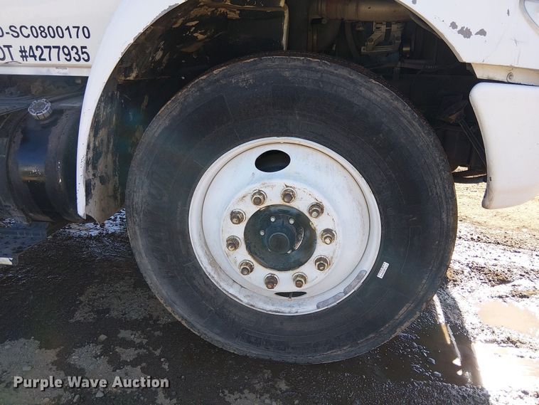 image for item EU2636 2007 International MA025 tank truck