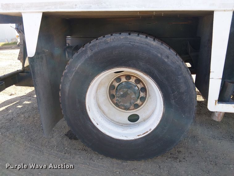 image for item EU2636 2007 International MA025 tank truck