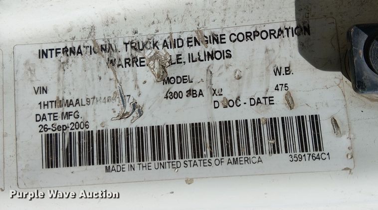 image for item EU2636 2007 International MA025 tank truck