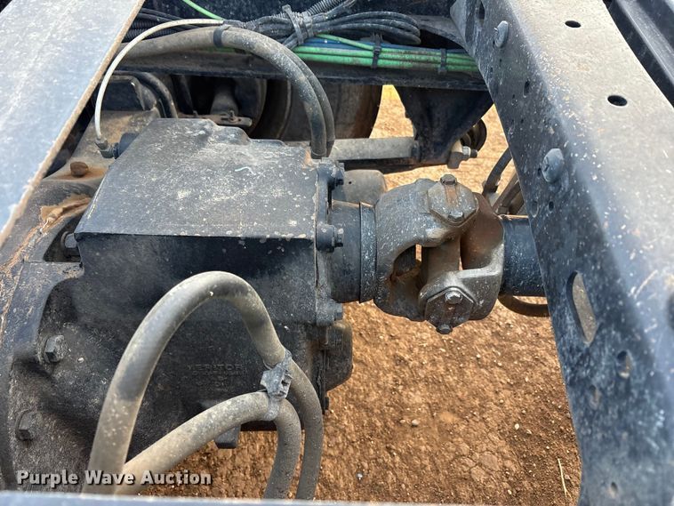 image for item EU4871 2011 Freightliner Cascadia semi truck