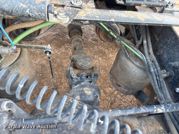 image for item EU4871 2011 Freightliner Cascadia semi truck