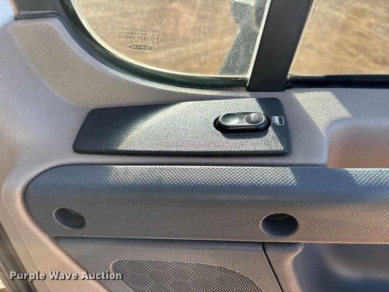 image for item EU4871 2011 Freightliner Cascadia semi truck