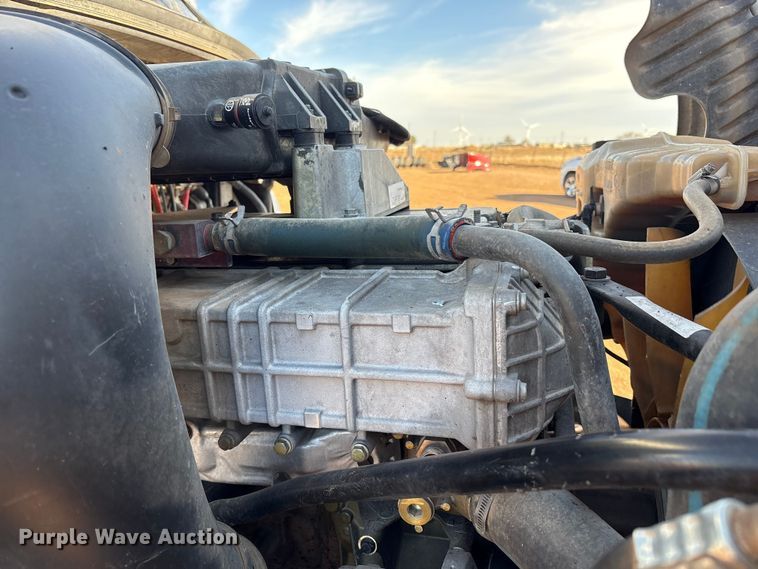 image for item EU4871 2011 Freightliner Cascadia semi truck