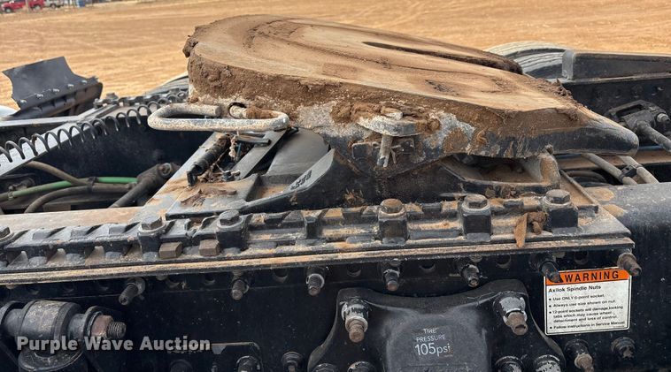 image for item EU4872 2011 Freightliner Cascadia semi truck