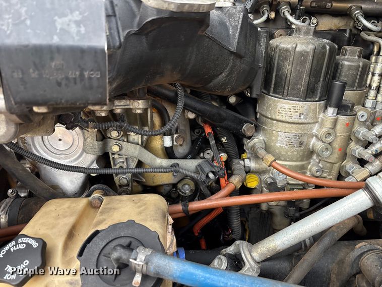 image for item EU4872 2011 Freightliner Cascadia semi truck