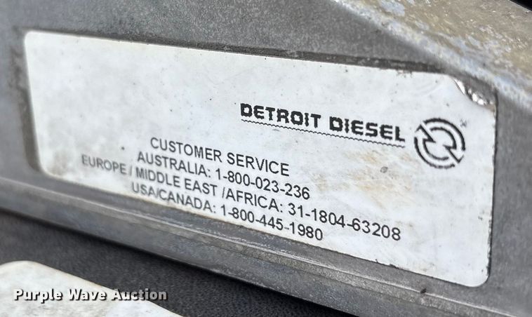 image for item EU4872 2011 Freightliner Cascadia semi truck