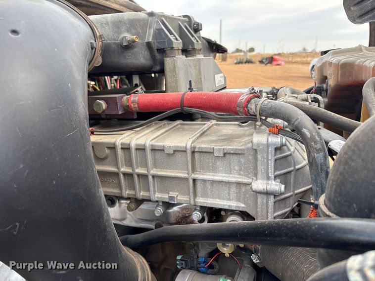 image for item EU4872 2011 Freightliner Cascadia semi truck