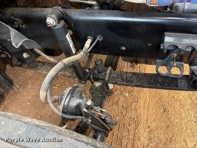 image for item EU4872 2011 Freightliner Cascadia semi truck