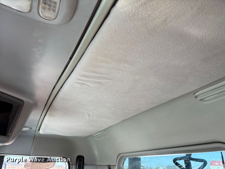 image for item EU4873 2009 Freightliner Columbia semi truck