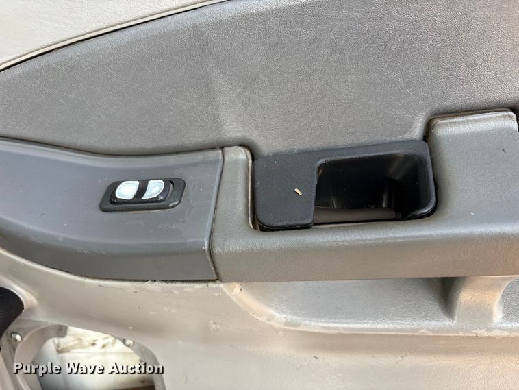 image for item EU4873 2009 Freightliner Columbia semi truck