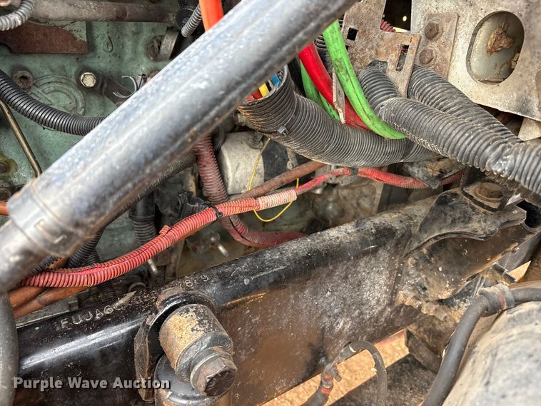 image for item EU4873 2009 Freightliner Columbia semi truck