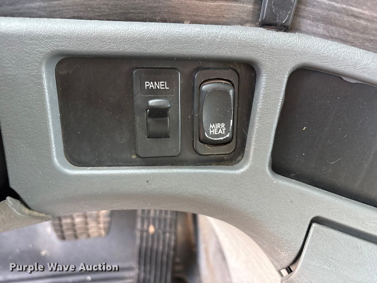 image for item EU4874 2006 Freightliner Columbia semi truck