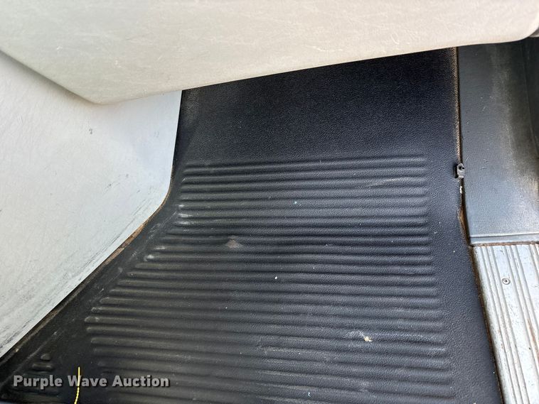 image for item EU4874 2006 Freightliner Columbia semi truck