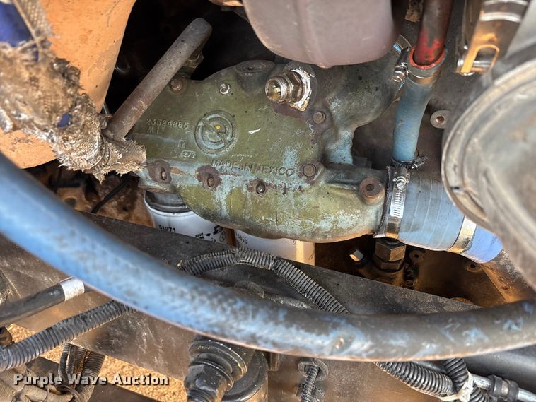 image for item EU4874 2006 Freightliner Columbia semi truck