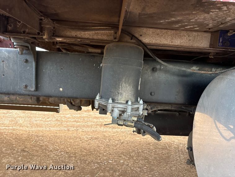 image for item EU4875 1997 Kenworth T600 semi truck