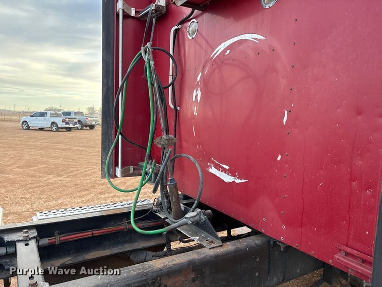 image for item EU4875 1997 Kenworth T600 semi truck