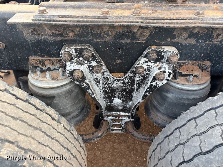 image for item EU4875 1997 Kenworth T600 semi truck