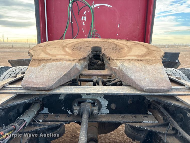 image for item EU4875 1997 Kenworth T600 semi truck