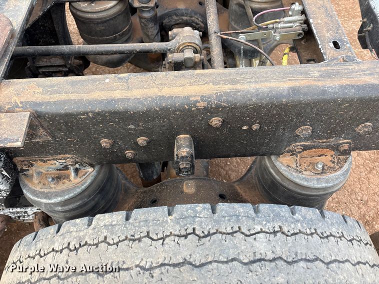 image for item EU4875 1997 Kenworth T600 semi truck