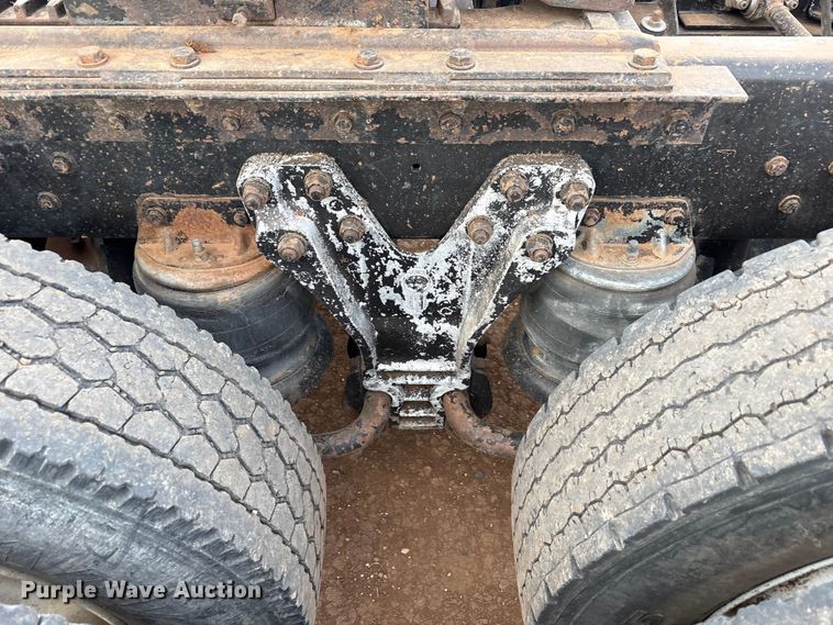 image for item EU4875 1997 Kenworth T600 semi truck