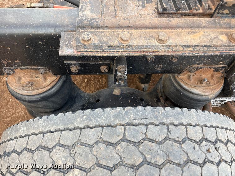 image for item EU4875 1997 Kenworth T600 semi truck