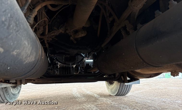 image for item EU4875 1997 Kenworth T600 semi truck